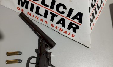 Polícia apreende arma de fogo em Teixeiras