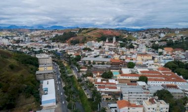 Ubá: mulher é mantida em cárcere após gravar tráfico de drogas