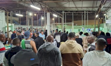 Copa Paradão de Futsal começou na última sexta no Fundão