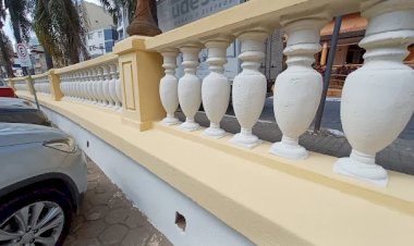 Prefeitura de Viçosa aciona a PM para identificar responsáveis por pichação na balaustrada