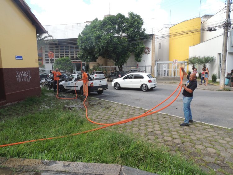 Saae faz lavagem e higienização de espaços públicos