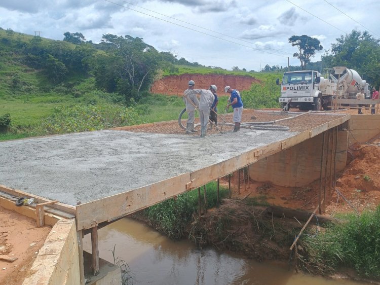 Obra da ponte entre Fundão e BR-120 avança e deve ser concluída em 40 dias