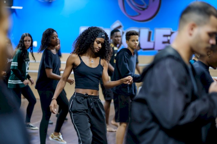 Núcleo de Arte e Dança realiza aulão gratuito neste sábado