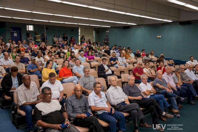Projeto da UFV realiza ações da semana do meio ambiente nesta quinta