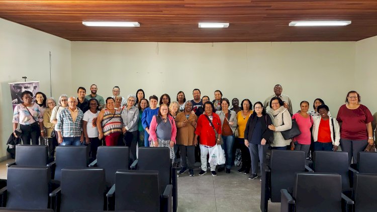 Prefeitura de Viçosa promove evento para orientação de idosos