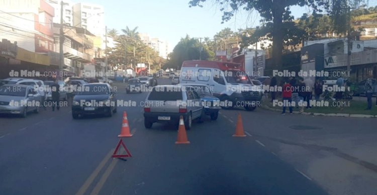 Motorista sofre mal súbito e causa acidente no bairro João Braz, em Viçosa