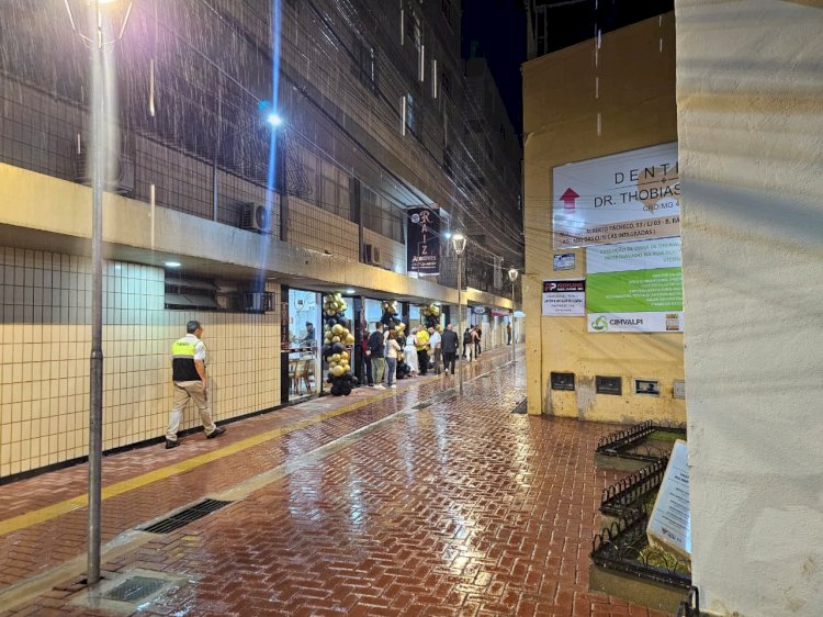 Prefeitura entrega calçadão da Rua Doutor Horta