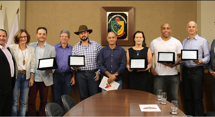 Cultura e esporte homenageados na Câmara