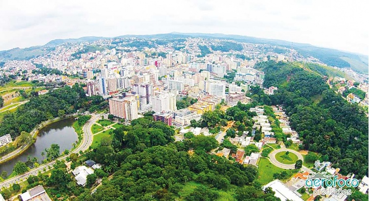 Viçosa volta a perder postos de trabalho em novembro