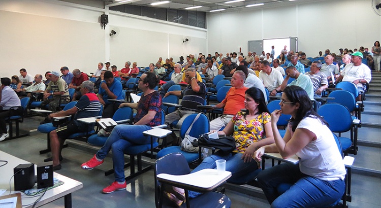 Greve dos servidores da UFV continua