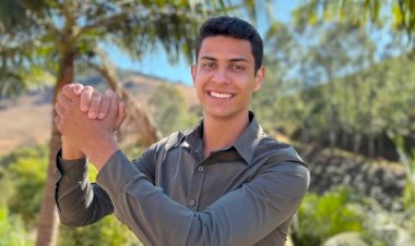 Kaka Gomes registra candidatura à prefeitura de Araponga