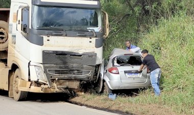 Moradora de Canaã e outras duas pessoas morrem em acidente em Catas Altas