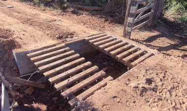 Canaã realiza melhorias na infraestrutura da zona rural