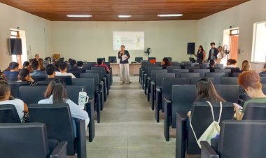 Saúde de Viçosa promove capacitação para servidoras das UBS