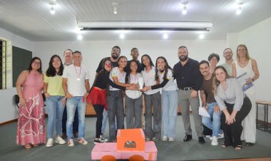 Alunos da Escola Edmundo Lins vencem Olimpíada de Empreendedorismo com soluções para o trânsito de Viçosa
