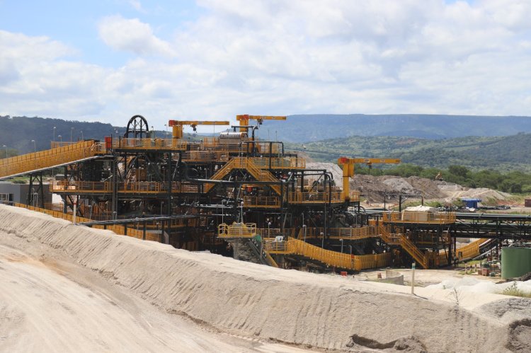 UFV lidera pesquisas para mineração sustentável de lítio no Vale do Jequitinhonha