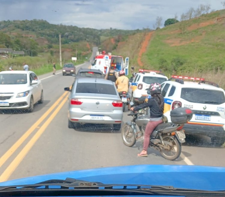 Briga de casal provoca acidente na BR-120