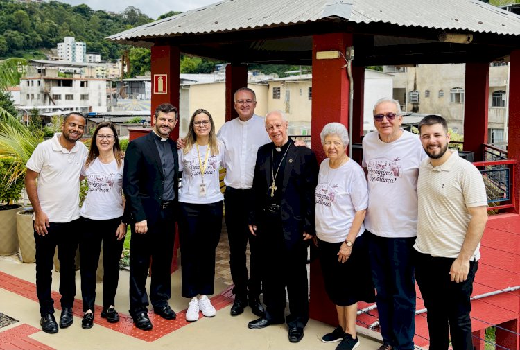 Arcebispo Dom Gil Antônio Moreira visita o Colégio Carmo e celebra Missa de Encerramento de 2024