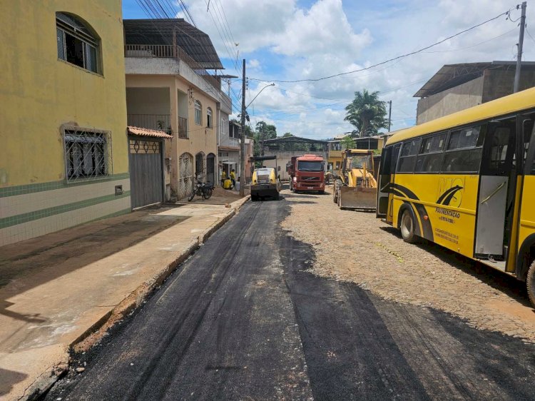 Ruas e avenidas de Viçosa recebem manutenção