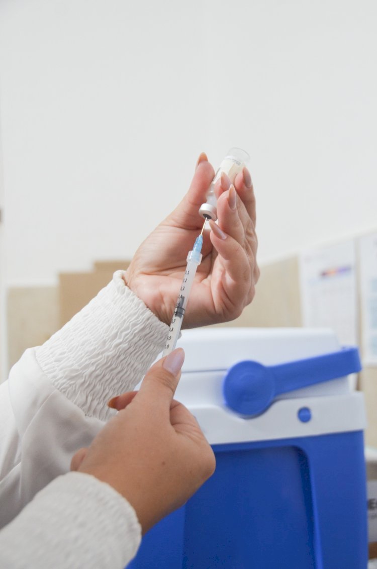 Governo de Minas anuncia anuncia Dia D de vacinação contra influenza este sábado