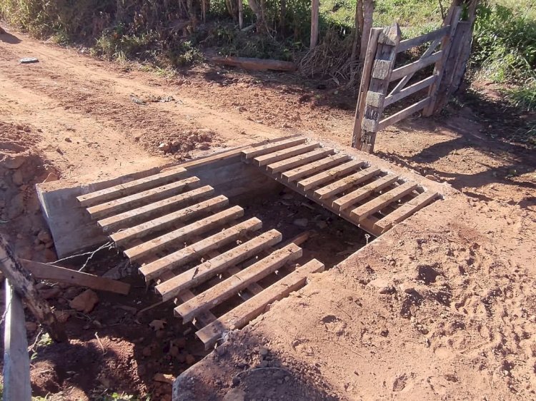 Canaã realiza melhorias na infraestrutura da zona rural