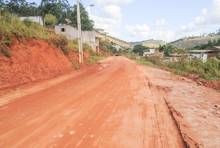 PMV assina Termo de Cooperação para asfaltamento da estrada dos Araújos