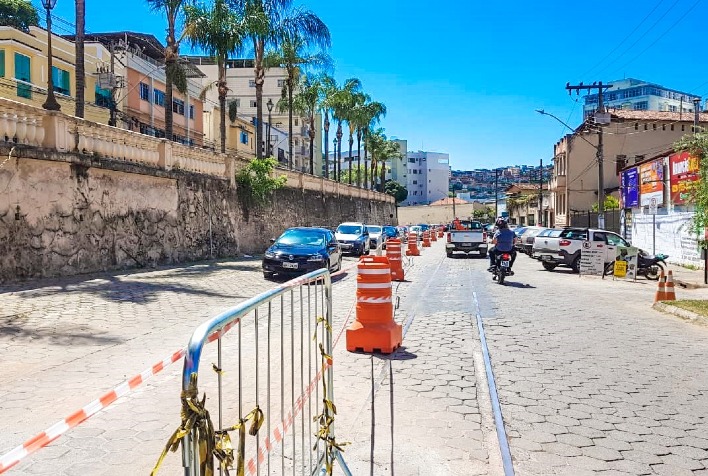 Iniciada a reforma da Avenida Bueno Brandão em Viçosa