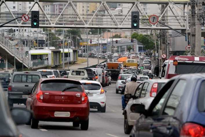 Prazo para pagamento do licenciamento anual de veículos termina na quarta-feira, 31