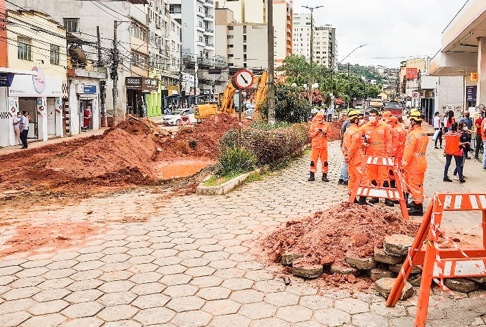 Trânsito na Mário Del Giudice é novamente modificado