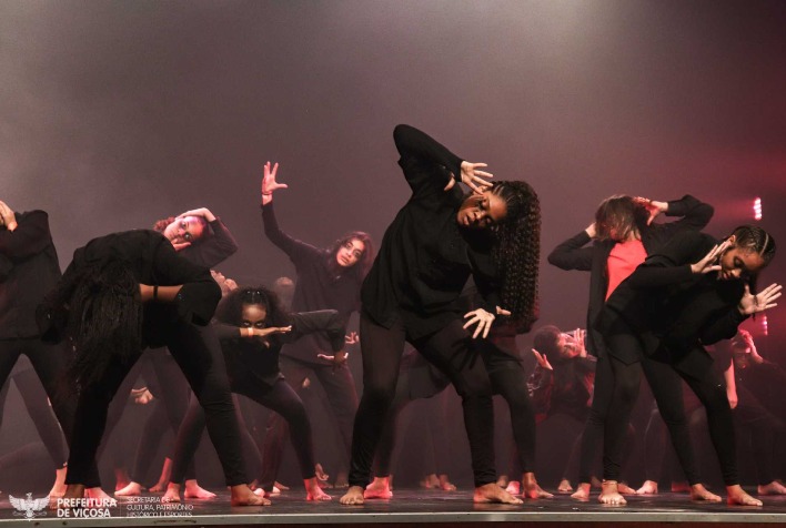 Grupos de dança do Centro Experimental de Artes se classificam para grandes festivais