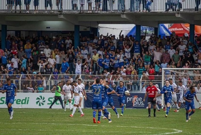 Aymorés de Ubá se classifica para o Hexagonal Final do Módulo 2 do Campeonato Mineiro