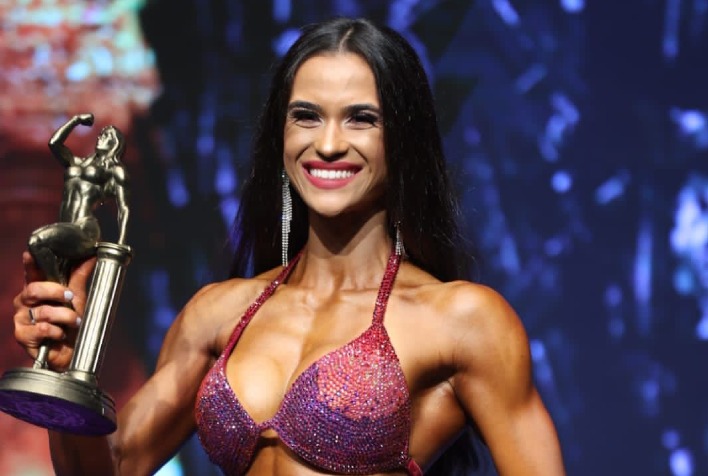 Flavinha é campeã do 53º Campeonato Brasileiro de Fisiculturismo