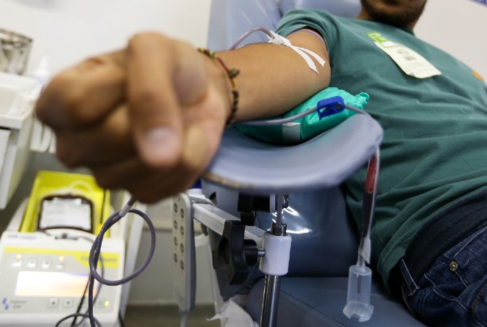 Lei amplia direito a atendimento prioritário a autistas e doadores de sangue