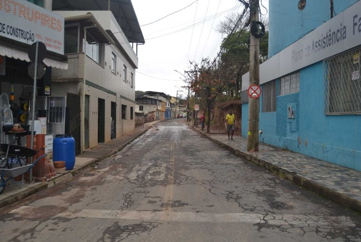 PMV libera trânsito de veículos e pedestres na rua Benevenuto Saraiva