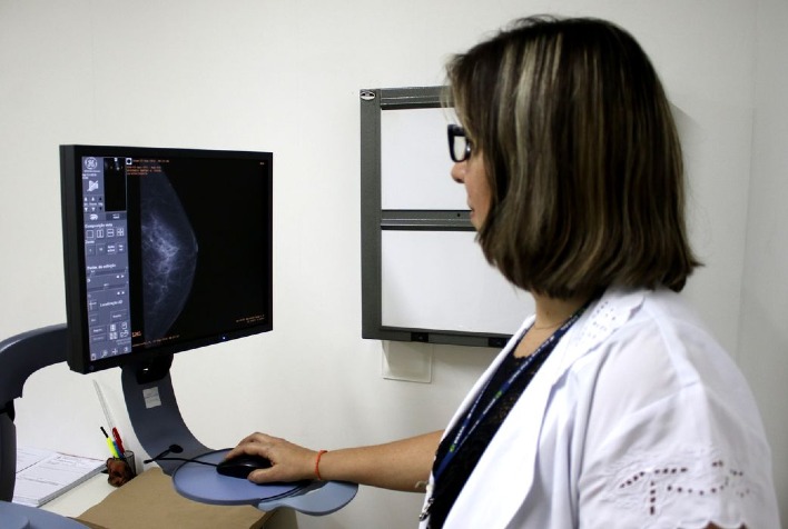 Outubro Rosa: prefeitura vai disponibilizar mil mamografias gratuitas