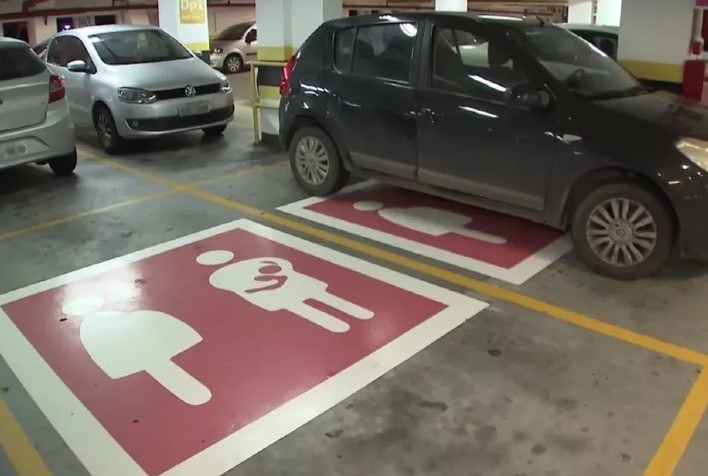 Agora é Lei: gestantes terão vagas reservadas em estacionamentos de Viçosa