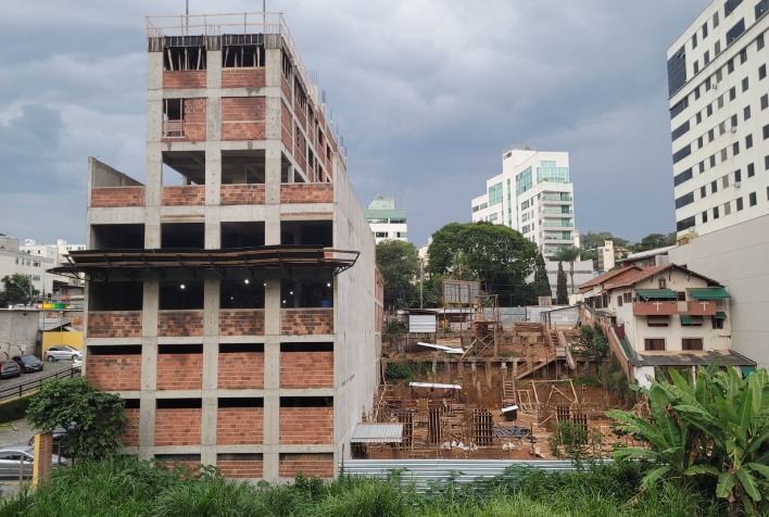 Viçosa: construção civil volta a contratar após cinco meses em baixa