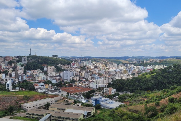 Viçosa termina 2023 como a 4ª cidade que mais gerou empregos na Zona da Mata