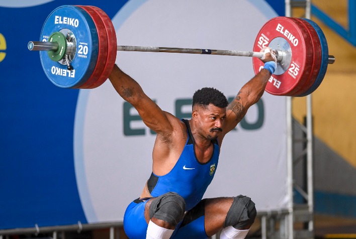 Marco Túlio Gregório conquista medalha de prata no Pan-Americano de Levantamento de Pesos