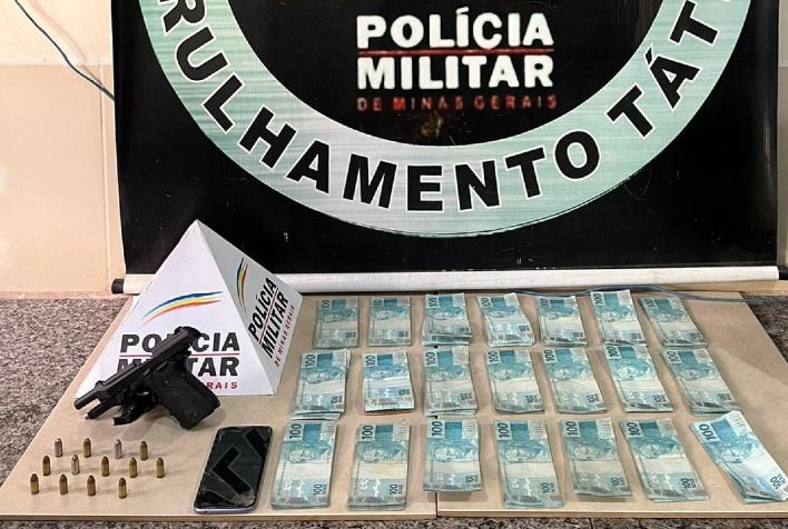 Polícia apreende arma e grande quantia de dinheiro no Nova Viçosa