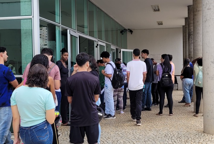 Cartório Eleitoral de Viçosa atendeu 2.500 eleitores em um mês
