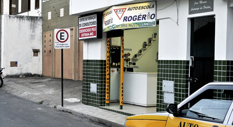 Justiça determina devolução de parte de dinheiro apreendido na Auto Escola Rogério