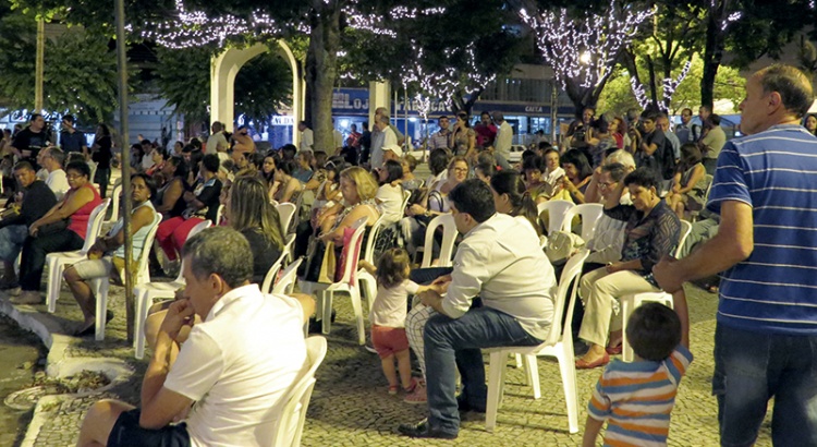 Decoração de Natal será feita em parceria entre UFV/PMV e Casa do Empresário