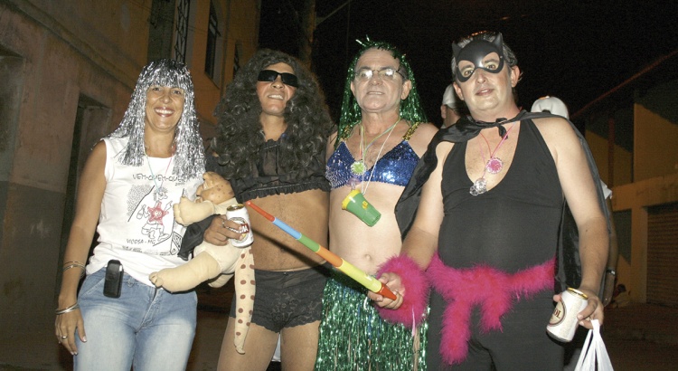 Carnaval 2016 Blocos garantem a folia em Viçosa