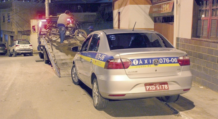 Taxista agredido e roubado