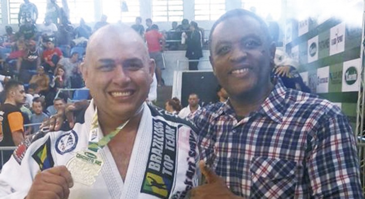 Boi vence taça Rio de Jiu Jitsu