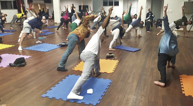 Inscrições para curso em Shivam Yoga e Educação Somática