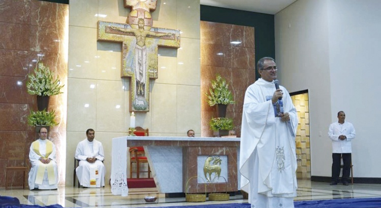 Padre Walter deixa Viçosa e assume paróquia em Barbacena