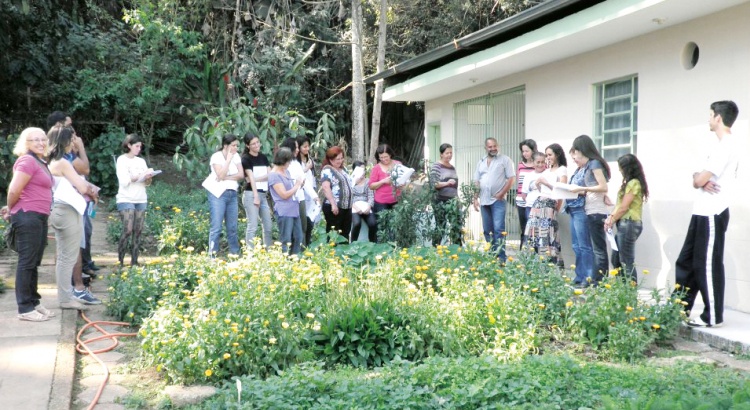 Grupo Entre Folhas celebra aniversário com ciclo de oficinas