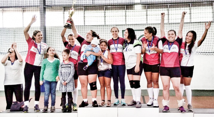 Torneio de Vôlei Feminino no Viçosa Clube